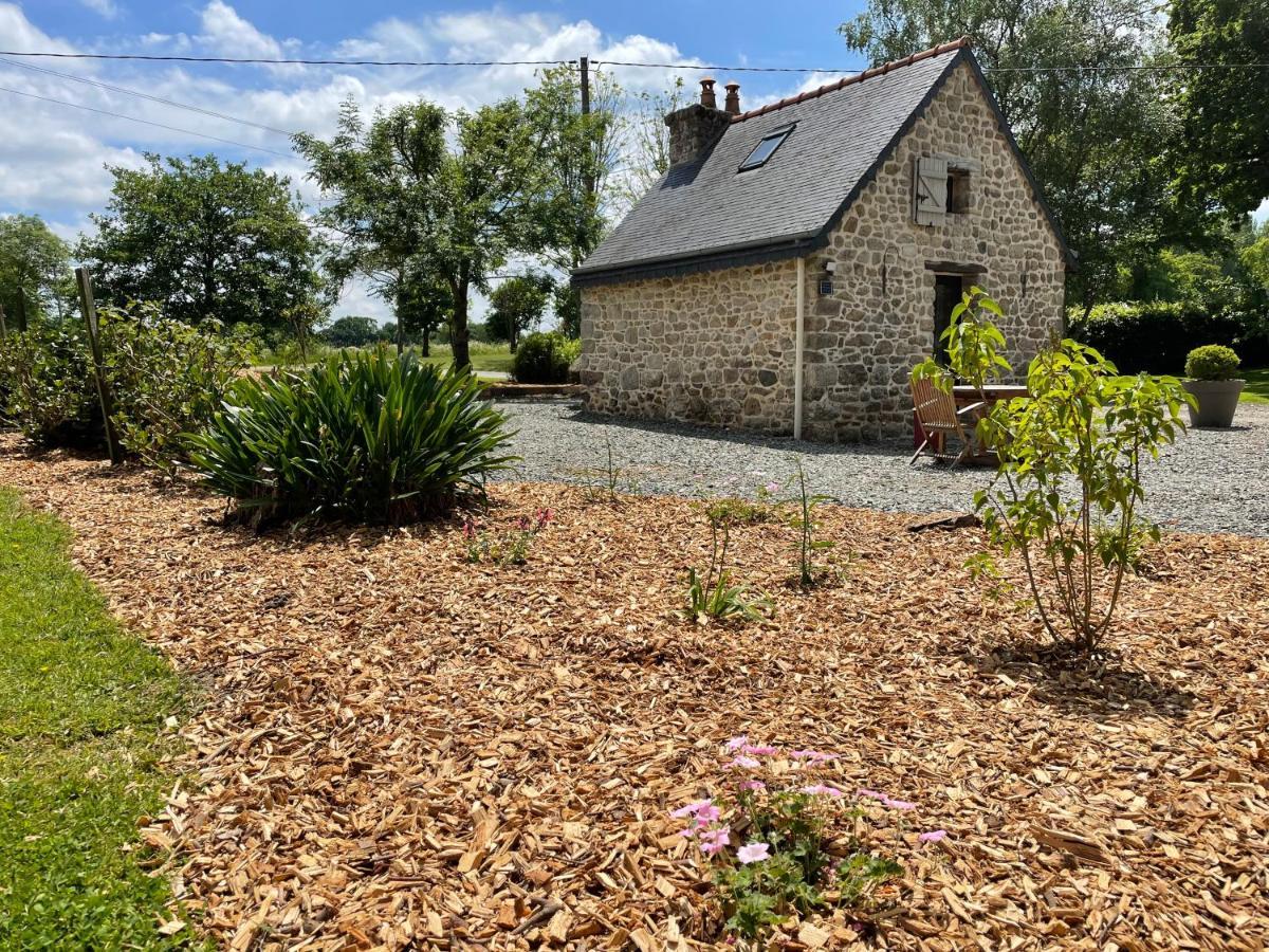 A L'Oree Du Bois Pommerit-le-Vicomte ภายนอก รูปภาพ